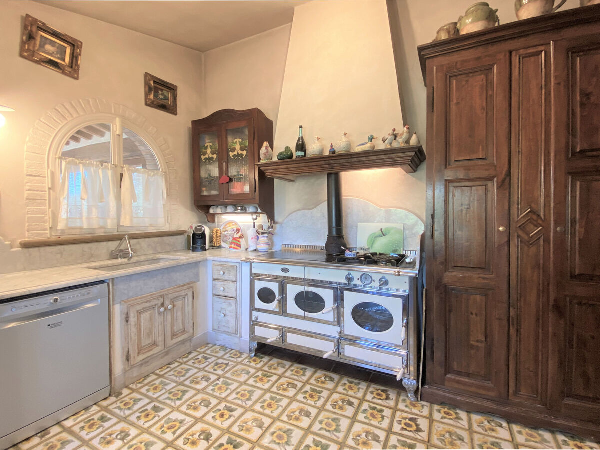 Villa Rosa – Maison 5 chambres avec piscine à Cecina - Photo 8