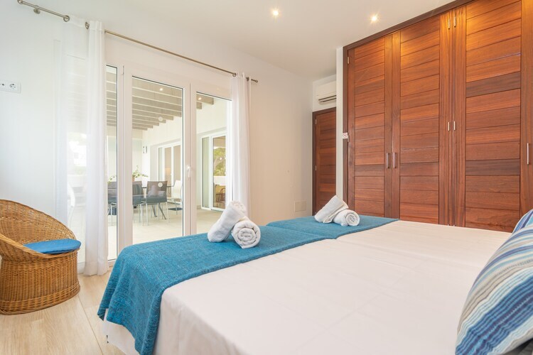 Villa Cala Llonga : piscine 6,5×5m et vue port - Photo 34