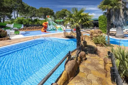 Camping Solmar - COTTAGE B, Chalet à Blanes près de Costa Brava - Photo 24