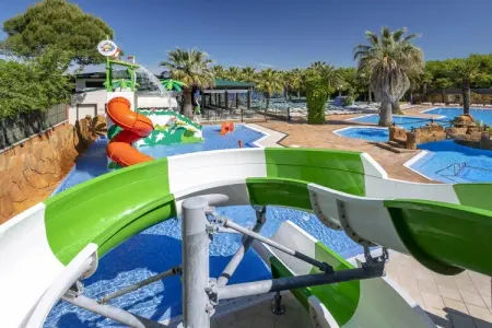 Camping Solmar - COTTAGE B, Chalet à Blanes près de Costa Brava - Photo 26