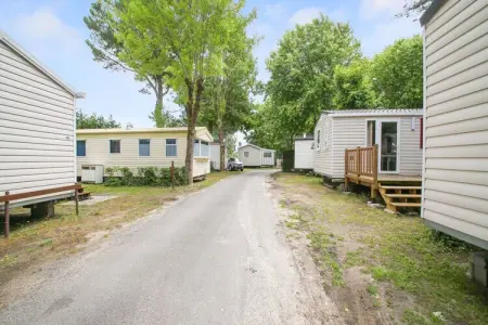 Mobil-home 6 personnes avec piscines chauffées : photo 22