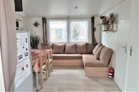 Mobil-home 6 personnes avec piscines chauffées : photo 32