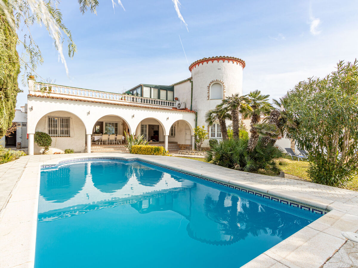 Villa Residencia Marítima, 8 chambres avec piscine à Empuriabrava - Photo 1