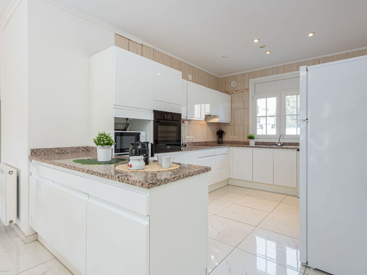 Villa Residencia Marítima, 8 chambres avec piscine à Empuriabrava - Photo 12