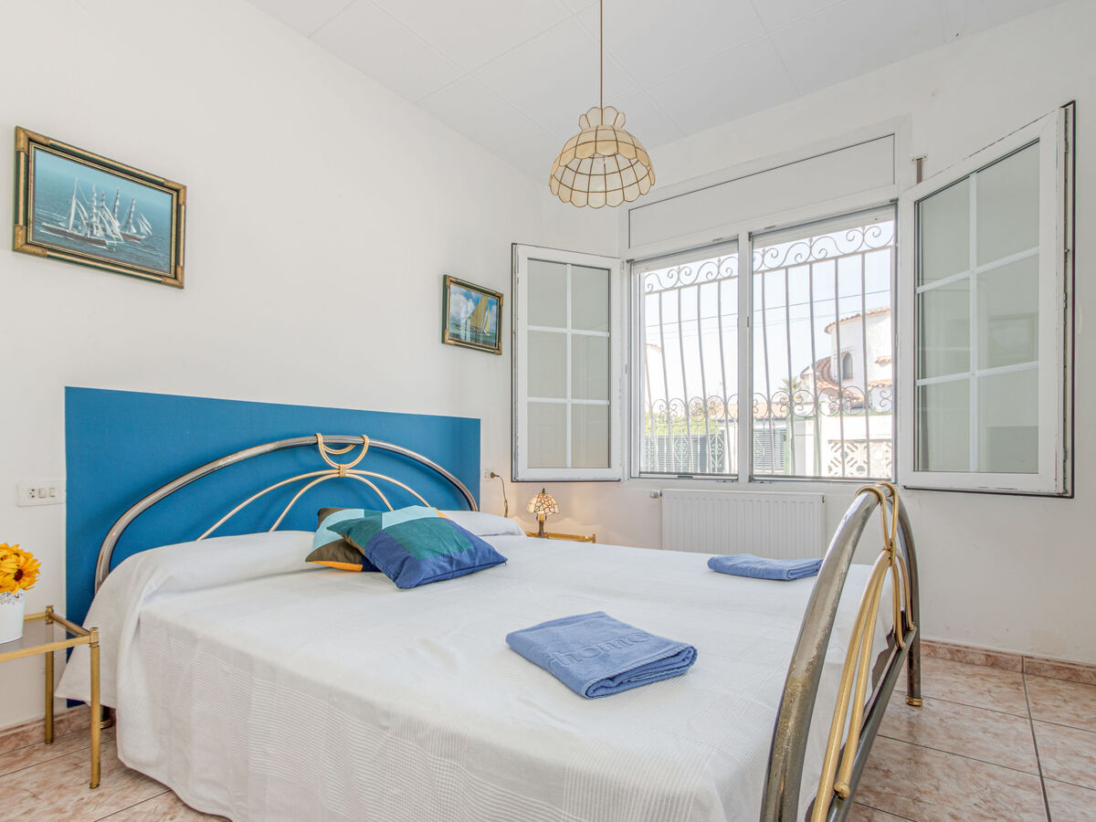 Villa Residencia Marítima, 8 chambres avec piscine à Empuriabrava - Photo 21