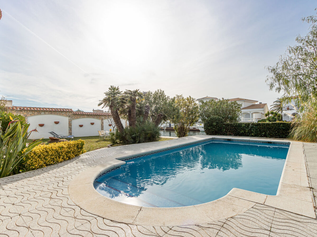 Villa Residencia Marítima, 8 chambres avec piscine à Empuriabrava - Photo 32