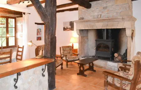Maison 4 chambres avec piscine privée à Saint Rabier : photo 2