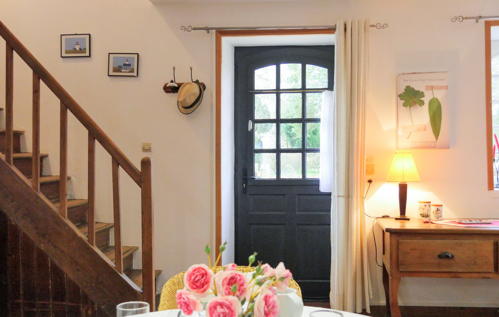 Villa du 18e siècle avec vue sur les douves à Auxais - Photo 9