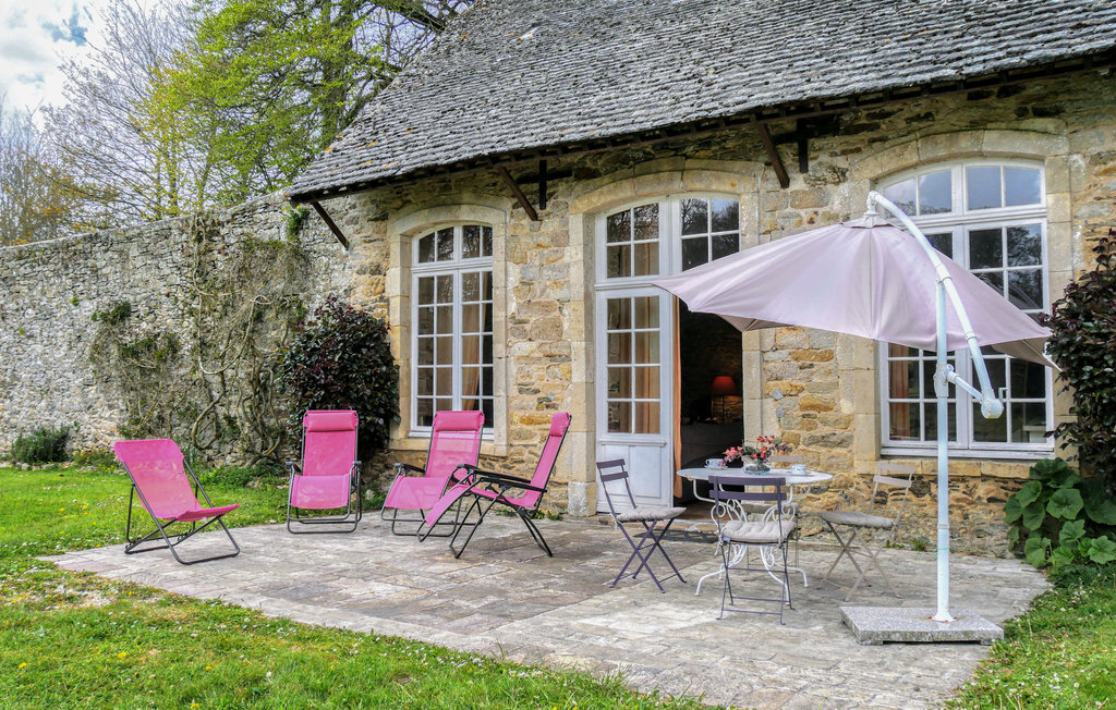 Maison dans l'orangerie du Château de Gonneville - Photo 1