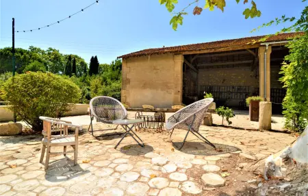 Mas provençal avec piscine privée à Tarascon : photo 21
