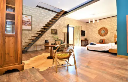 Mas provençal avec piscine privée à Tarascon : photo 46