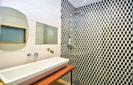 Mas provençal avec piscine privée à Tarascon : photo 47