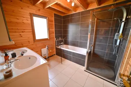 l'Heureux Rêve, Chalet à Biron avec Sauna et Vue Nature - Photo 9