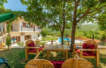 Maison 8 personnes à Muskovci - Photo 1