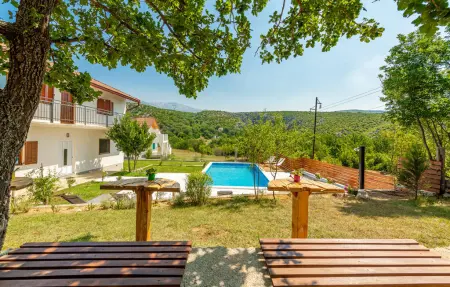 Maison 8 personnes à Muskovci - Photo 2