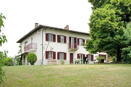 Location maison à Moncucco Torinese, Appartement à Casale avec vue sur vignobles