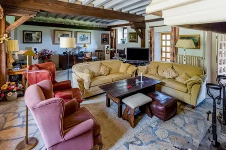 Le Vieux Château du Veurdre, 8 pers., piscine : photo 9