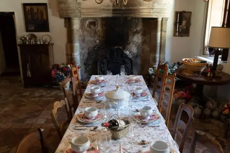Le Vieux Château du Veurdre, 8 pers., piscine : photo 15