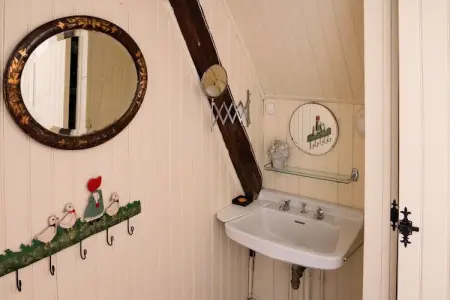 Le Vieux Château du Veurdre, 8 pers., piscine : photo 35