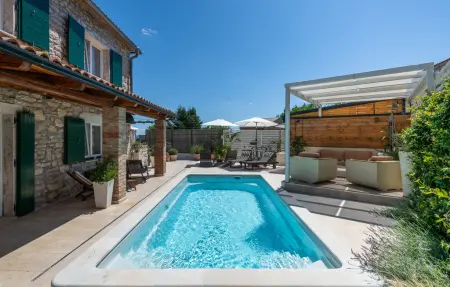 Location maison de vacances à Barban