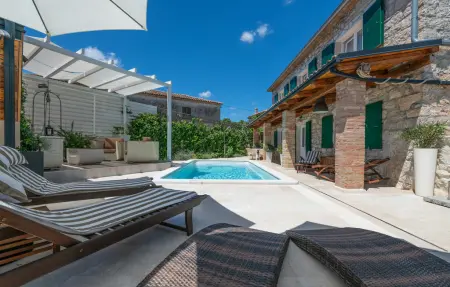 Maison 4 personnes à Barban - Photo 1