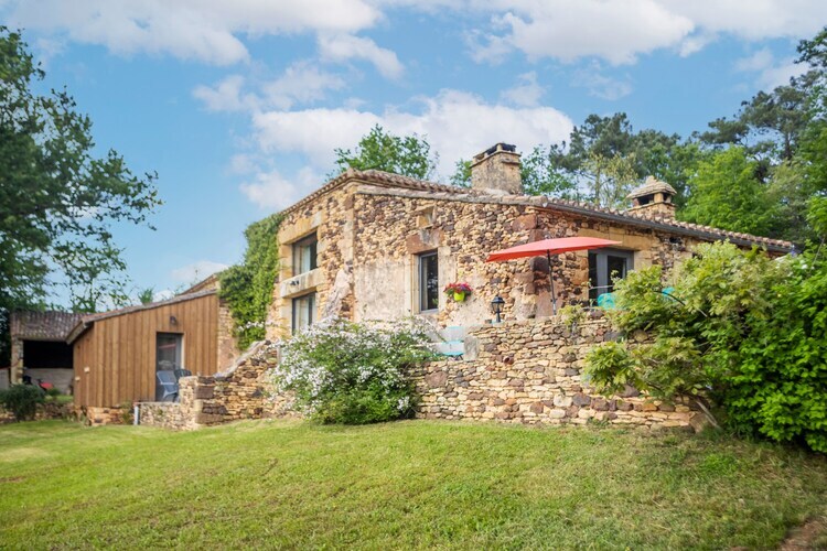 La Maison aux Hirondelles, pierre restaurée en Dordogne - Photo 1