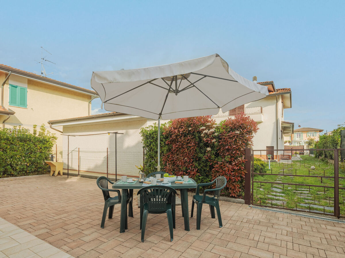Manuela, maison 2 pièces avec jardin à Marina Pietrasanta - Photo 3