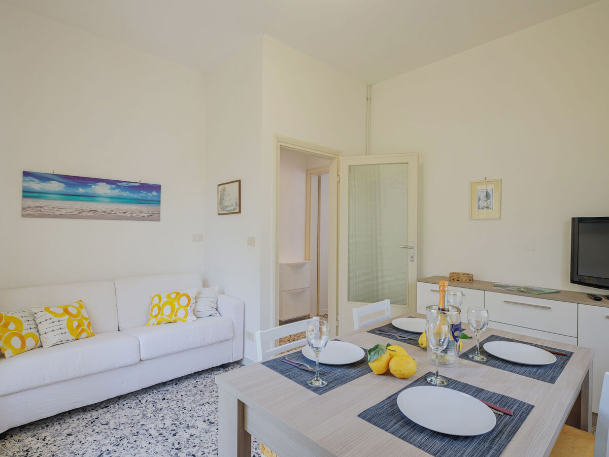 Manuela, maison 2 pièces avec jardin à Marina Pietrasanta - Photo 5