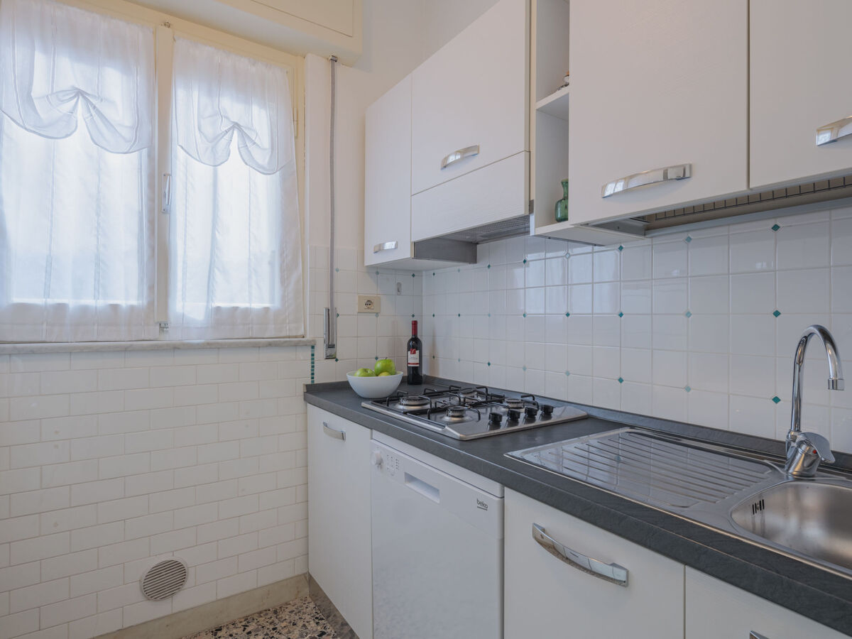 Manuela, maison 2 pièces avec jardin à Marina Pietrasanta - Photo 10