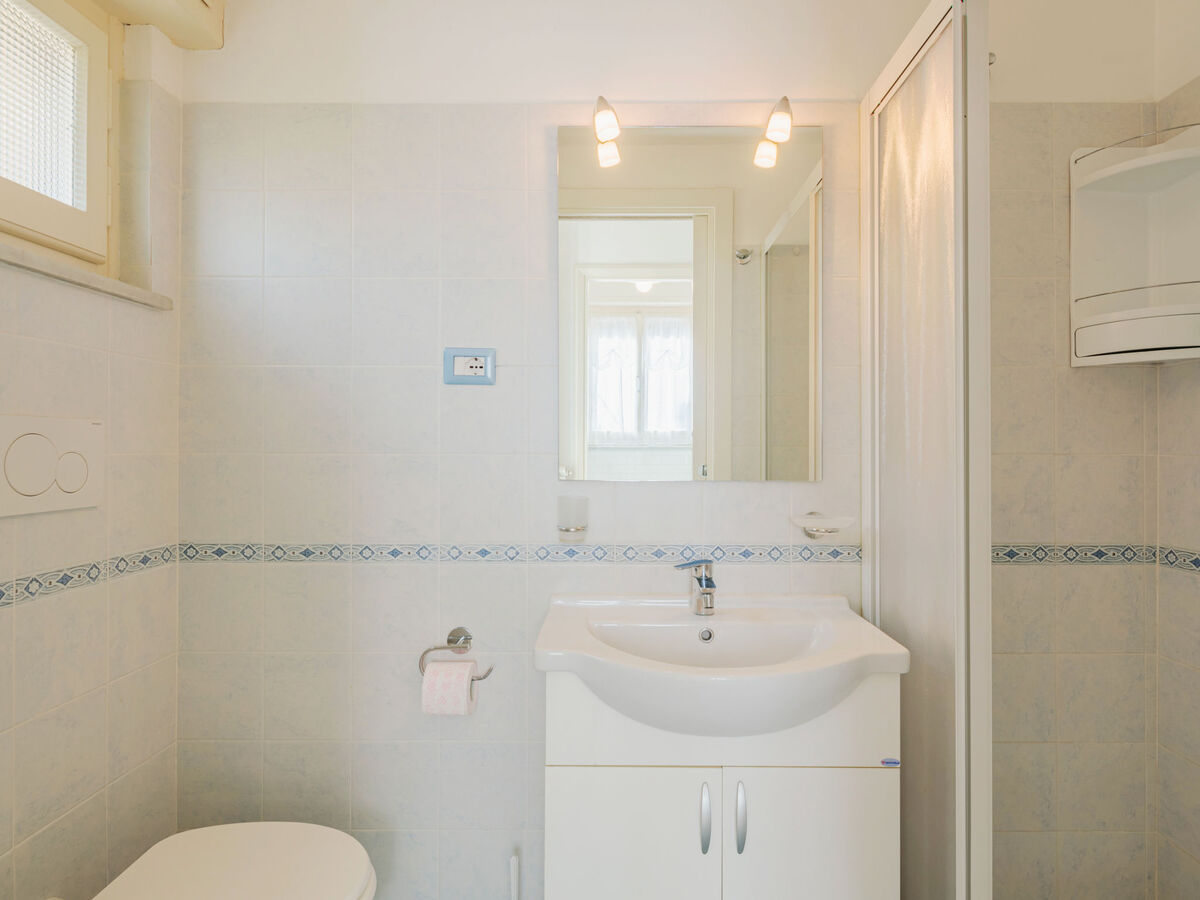 Manuela, maison 2 pièces avec jardin à Marina Pietrasanta - Photo 18