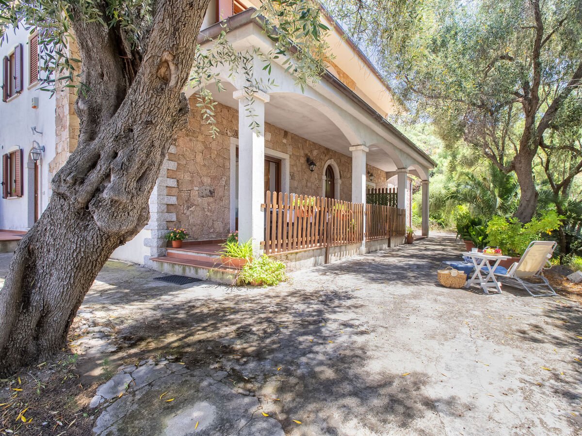 Maison Marie à Badesi, 3 chambres, 4,5 km plage - Photo 1