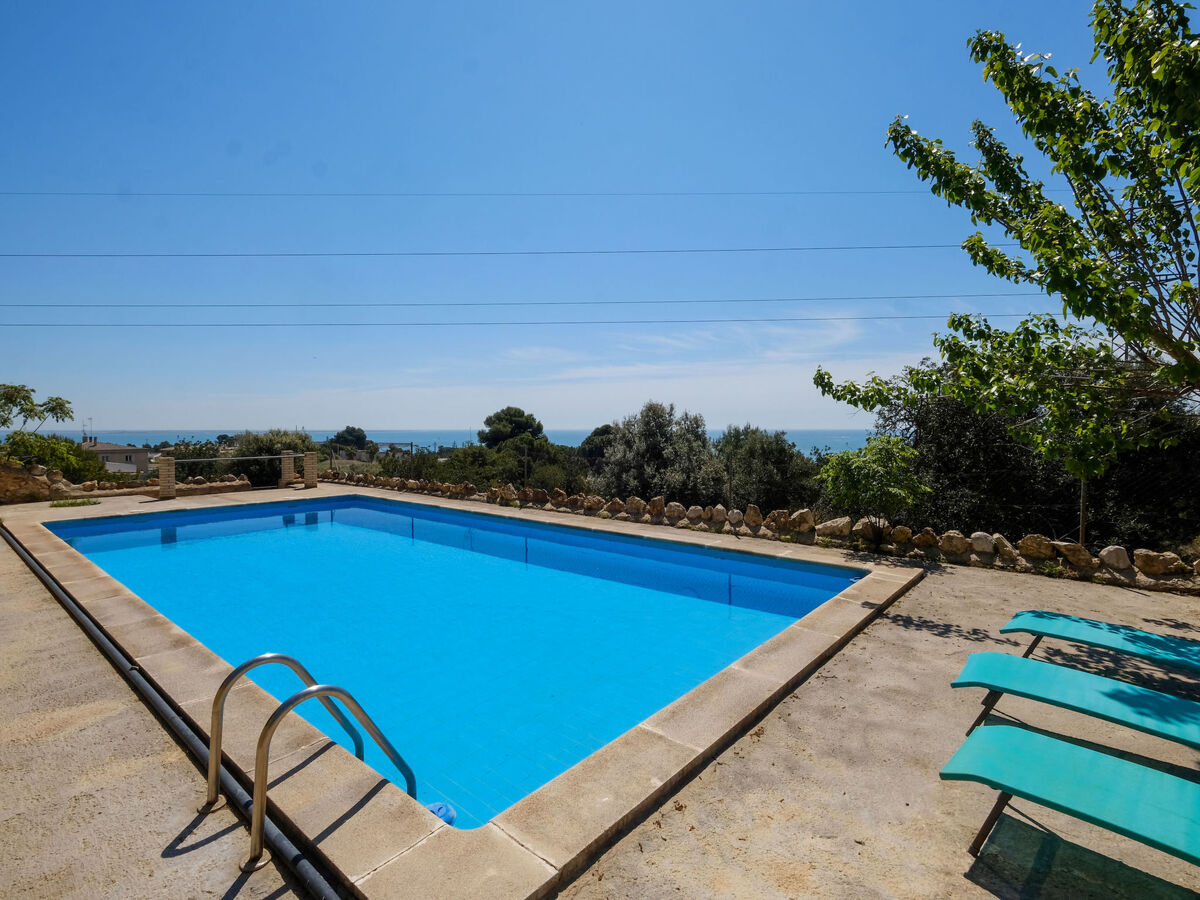 Pino, maison 10 chambres avec piscine à Alcanar - Photo 1