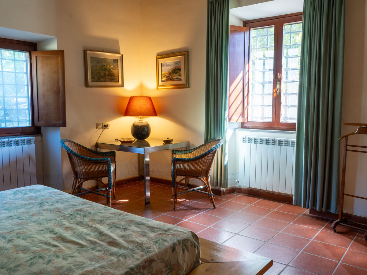 Villa Farfa – 8 pers., piscine, parc 2000 m² - Photo 22
