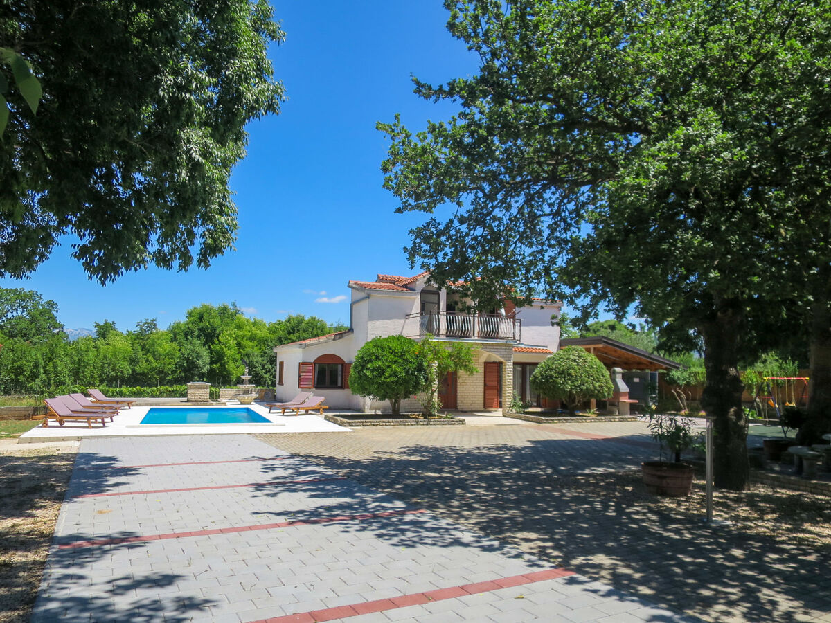 Maison Čulina avec piscine chauffée à Pridraga - Photo 1