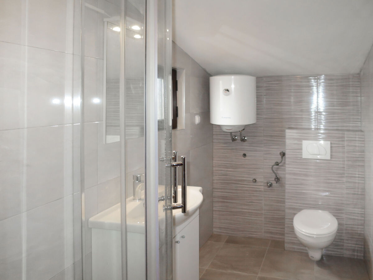 Maison Čulina avec piscine chauffée à Pridraga - Photo 19