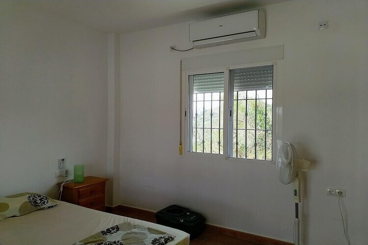 Casa de Aguila : maison avec piscine privée à Almogía - Photo 31