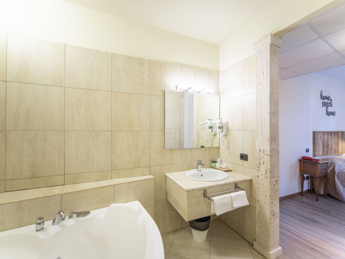 Borgo Carradori – Maison 8 chambres avec piscine - Photo 29