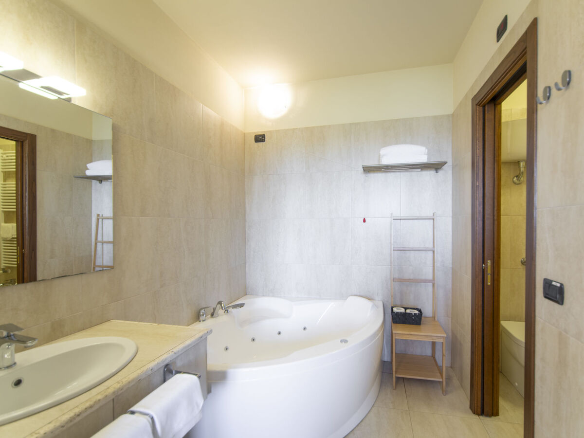 Borgo Carradori – Maison 8 chambres avec piscine - Photo 30