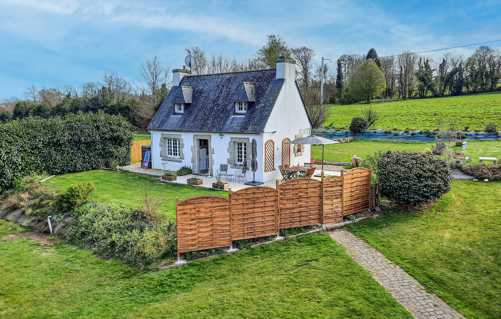 Maison 6 personnes avec terrain de jeux à Pleuven - Photo 1