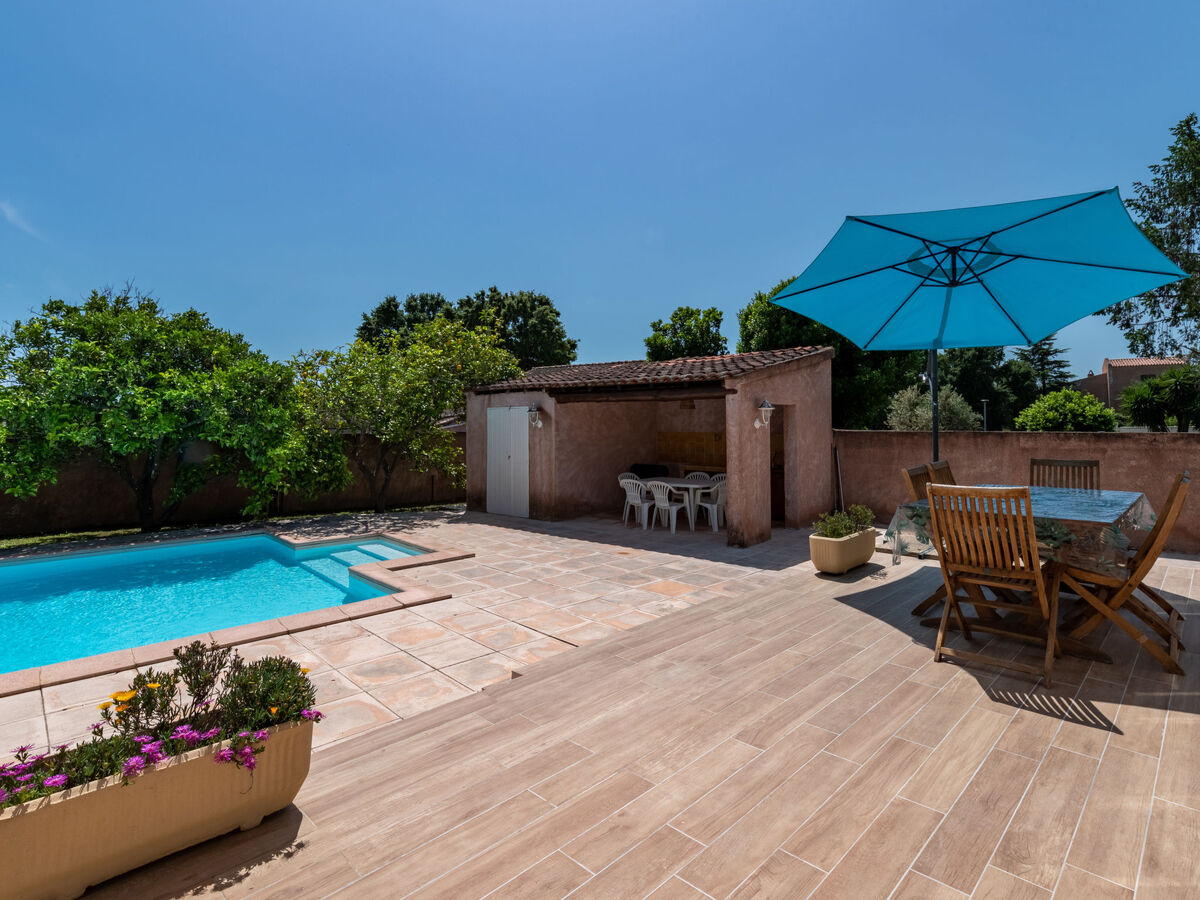 Maison Casella à Ghisonaccia, piscine et jardin - Photo 3