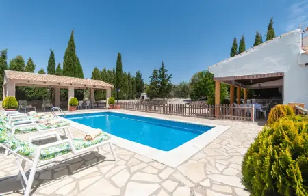 Maison 5 chambres avec piscine et vue montagnes : photo 7
