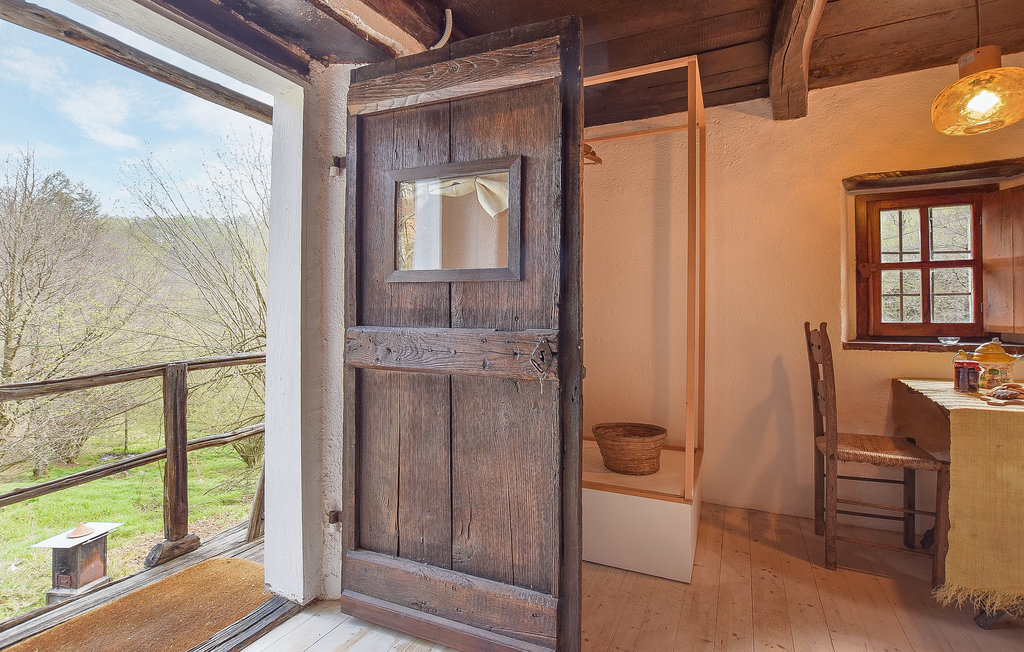 Maison rustique 25m² avec source naturelle à Artò - Photo 12
