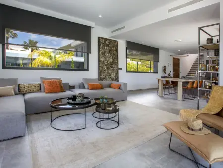 Villa Sareva – 250 m² avec piscine 11×4 m, vue vallée : photo 6