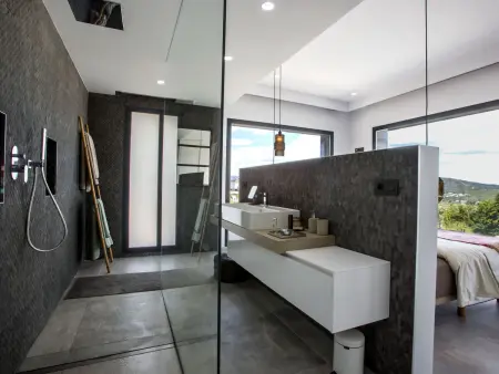 Villa Sareva – 250 m² avec piscine 11×4 m, vue vallée : photo 22