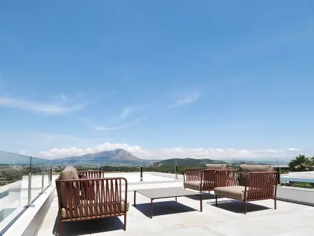 Villa Sareva – 250 m² avec piscine 11×4 m, vue vallée : photo 30