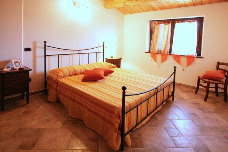 Villa Raggio di Sole à Cagli, 11 pers., piscine privée - Photo 5