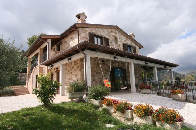 Villa Raggio Un Posto al Sole à Cagli, piscine privée - Photo 11
