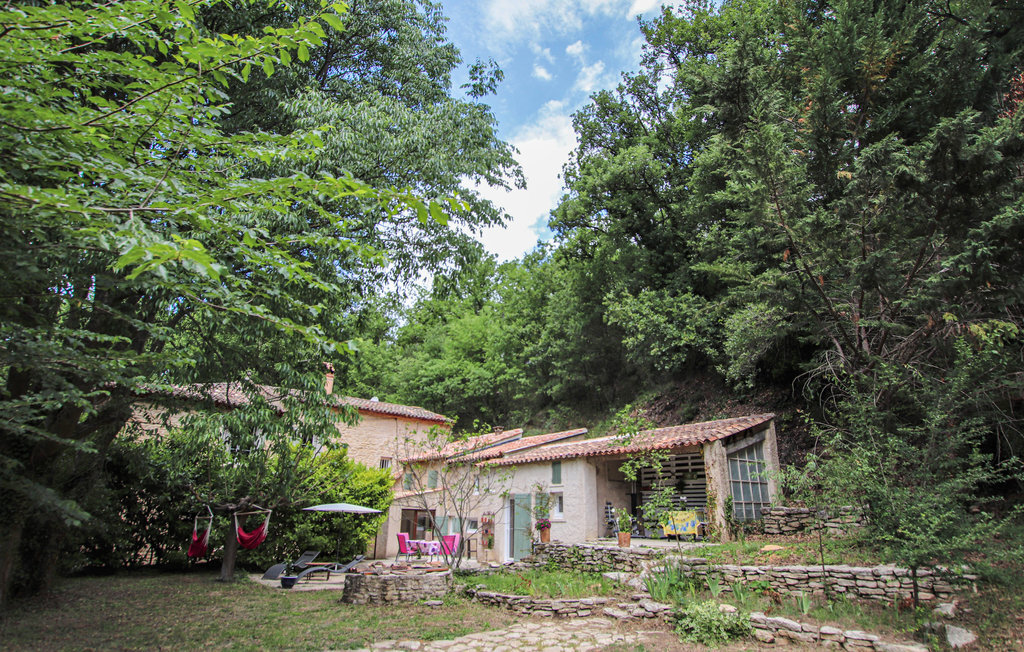 Ancien moulin avec piscine au cœur du Luberon - Photo 13