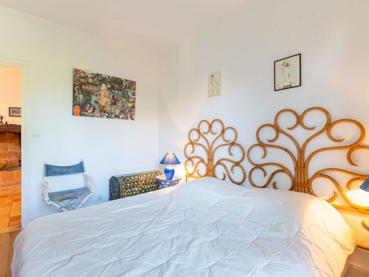 Les Figuiers – Maison 7 chambres, jardin 1200 m² - Photo 18