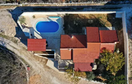 Maison 7 personnes à Pridraga - Photo 1